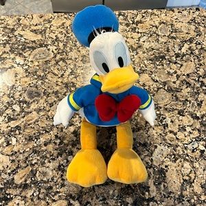 Disney 20” plush large stuffed animal Donald Duck
